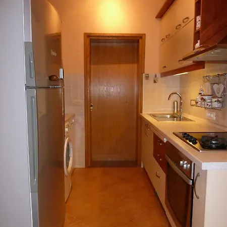 Apartment & In *