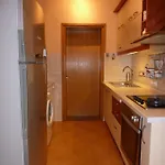 Apartament & In *